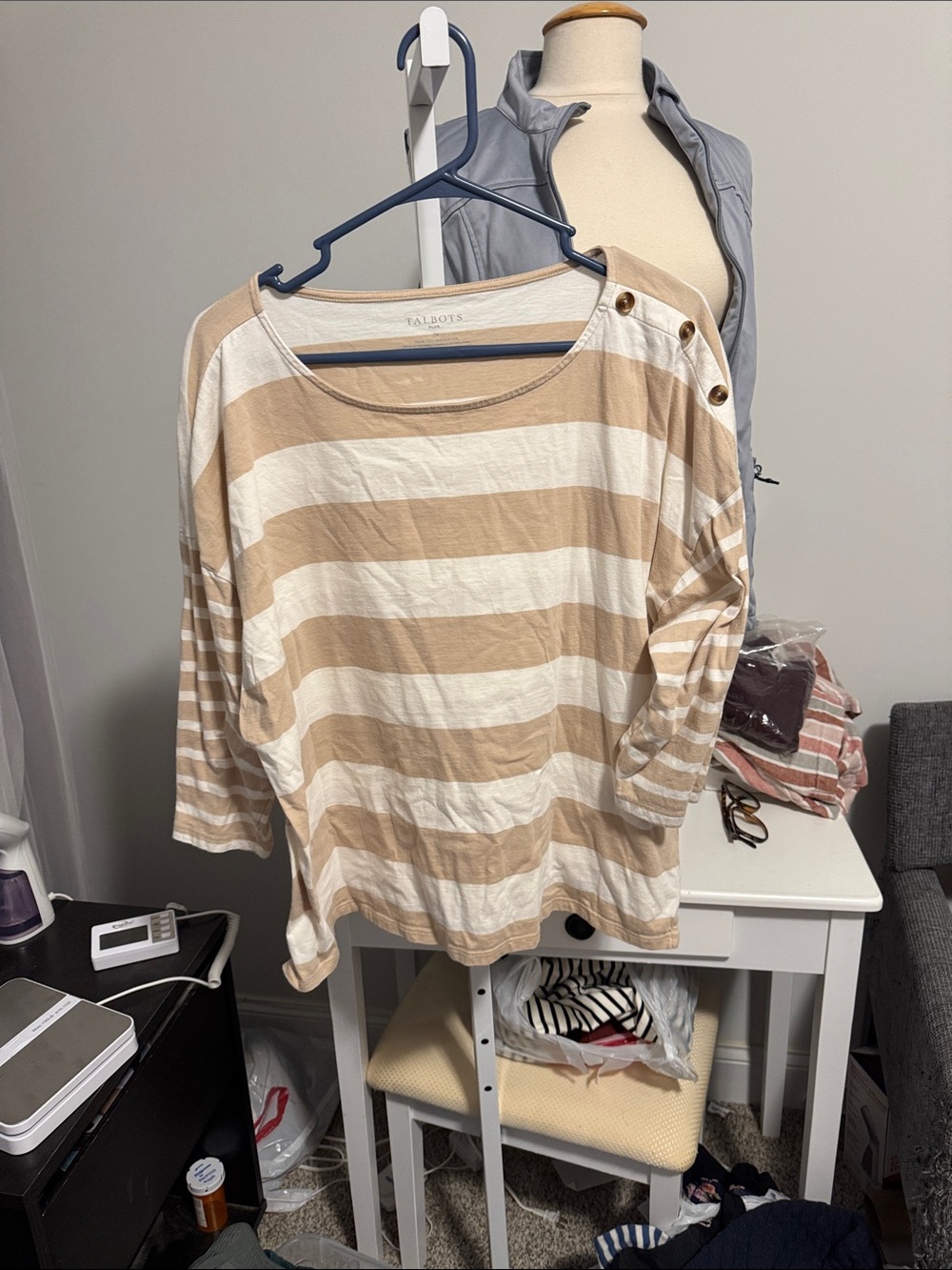Talbots Cream & Beige Striped Long Sleeve Button-Shoulder Top